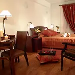 Hotel Aloni Toy Kir Thanasi &