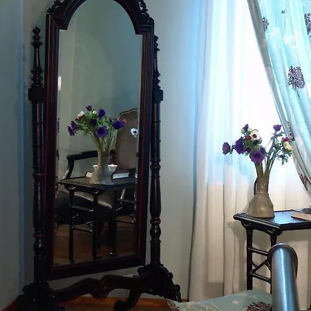 Otel Aloni Toy Kir Thanasi & 3*