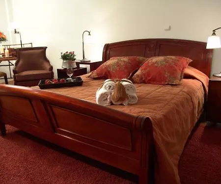 Aloni Toy Kir Thanasi & Otel Volakas