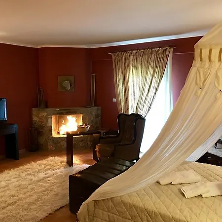 Aloni Toy Kir Thanasi & Volakas