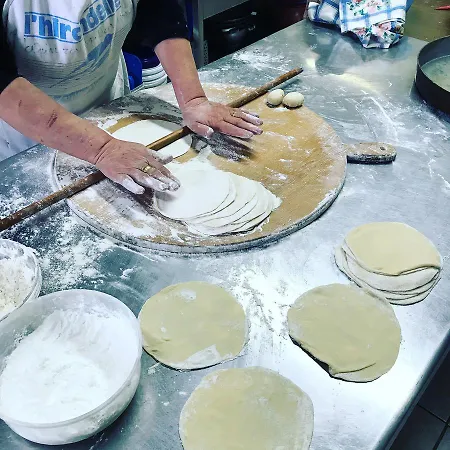 Otel Aloni Toy Kir Thanasi & Volakas