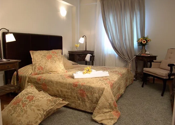 Hotel Aloni Toy Kir Thanasi &